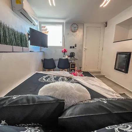 Deluxe 33 Rum i privatbostad *