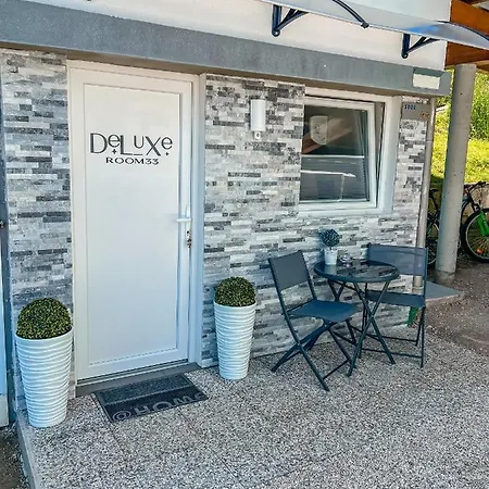 Deluxe 33 Проживание в семье *